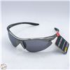 Image 1 : PAIR OF SUNGLASSES