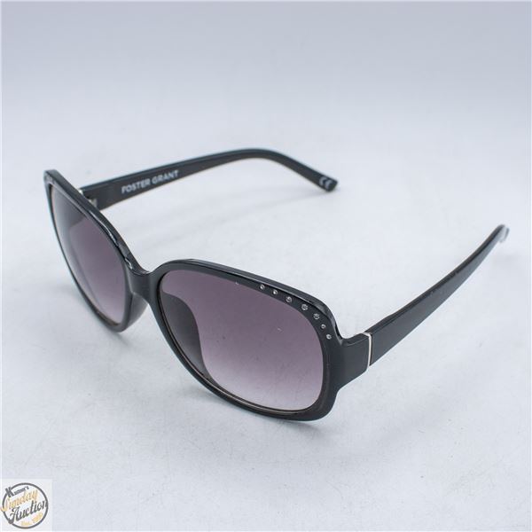 PAIR OF SUNGLASSES
