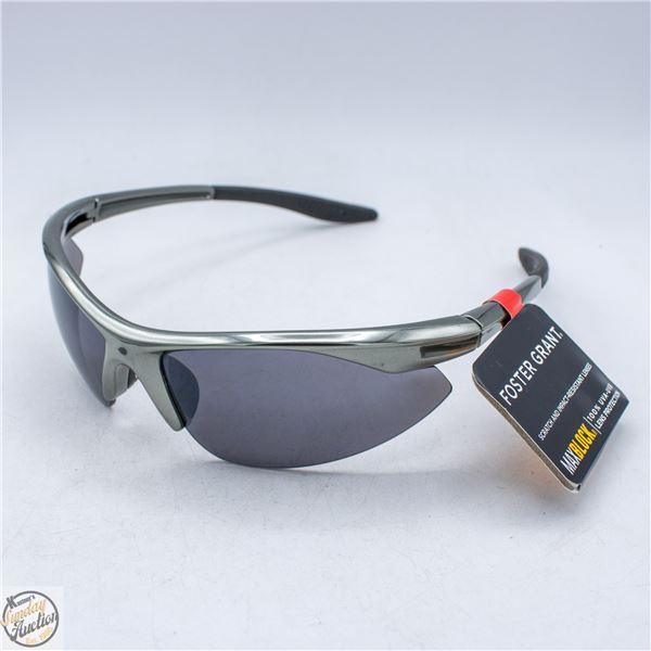 PAIR OF FOSTER GRANT SUNGLASSES