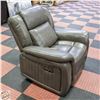 Image 2 : NEW AMERICAN GOOSE GREY LEATHERETTE POWER RECLINER