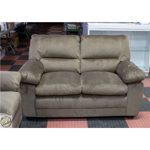 NEW BROWN FABRIC LOVESEAT