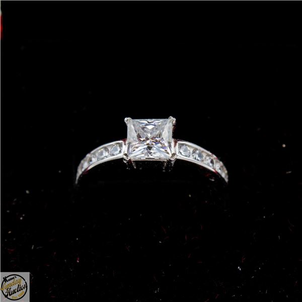 #4132-1.00 CT GRA CERTIFIED PRINCESS CUT