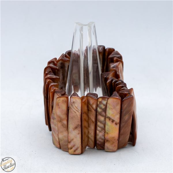 VINTAGE MOTHER OF PEARL BRACELET