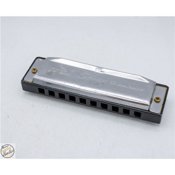 VINTAGE SWAN HARMONICA
