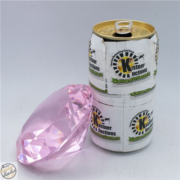 GLASS DIAMOND SHAPED PAPER WEIGHT