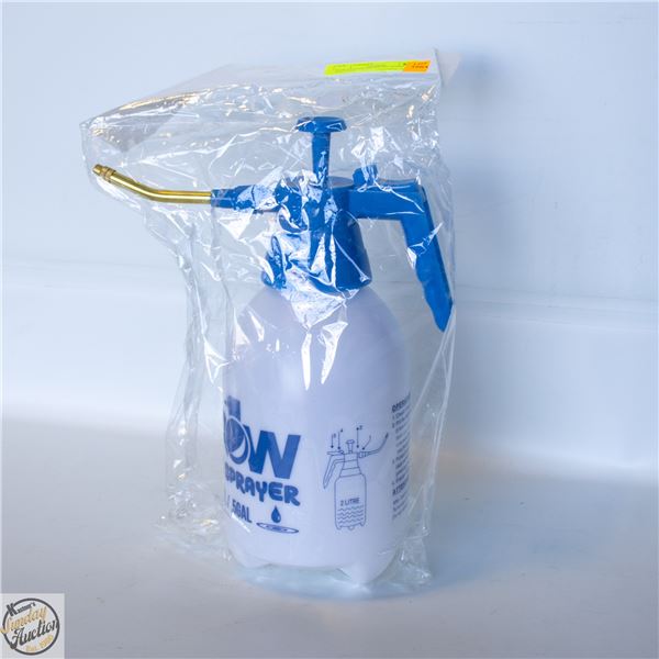 NEW 2 LITER PRESSURE HAND SPRAYER