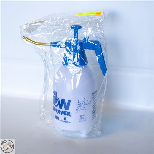 NEW 2 LITER PRESSURE HAND SPRAYER