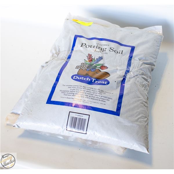TWO BAGS 10 L EACH OF POTTING SOIL