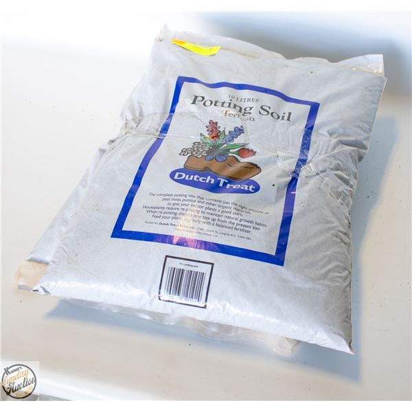 TWO BAGS 10 L EACH OF POTTING SOIL