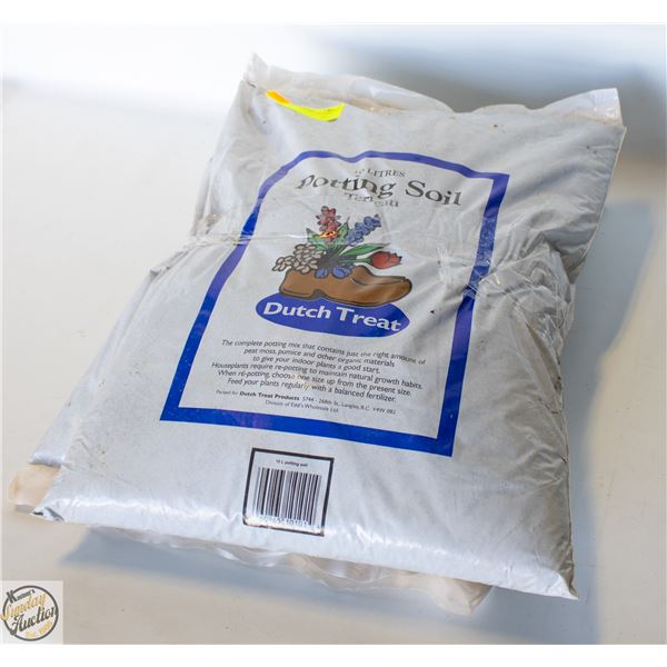 TWO BAGS 10 L EACH OF POTTING SOIL