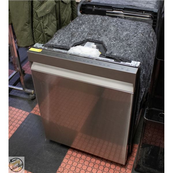 SAMSUNG DISHWASHER STAINLESS STEEL WITH THIRD RACK