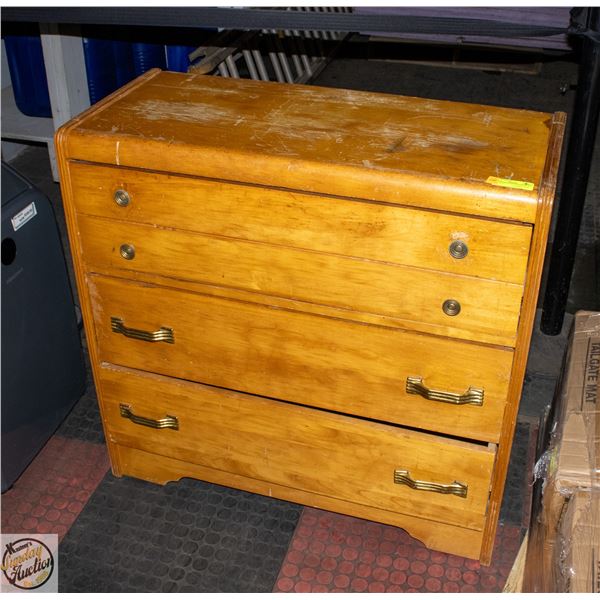 VINTAGE DRESSER FOR REPAIR 35" X 15" X 34"