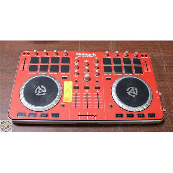 DJ CONTROLLER NUMARK MIXTRACK PRO II