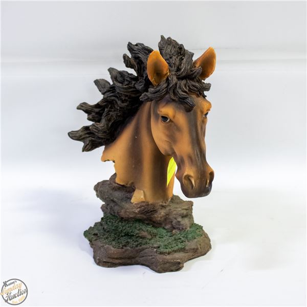 HORSE SCULPTURE