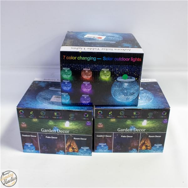 3 OUTDOOR SOLAR GLASS LIGHTS, COLOR