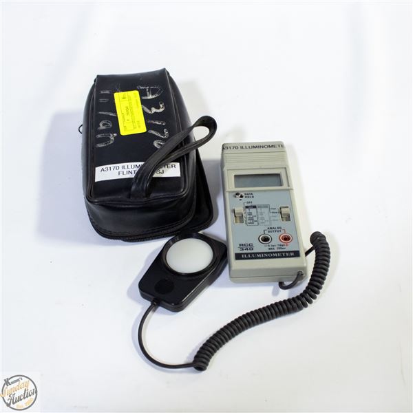 RCC 340 ILLUMINOMETER LIGHT METER