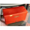 Image 1 : VINTAGE SNAP-ON RED METAL TOOL BOX