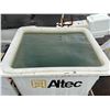 Image 19 : 2004 Ford F550 Super Duty Truck w/ Altec Telescoping Bucket Lic. 909HDE, 96990 Miles Boom Nonworking