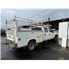 Image 4 : 2015 Ford F350 Service Truck, No Plates (Inoperable - Engine Needs to be Replaced)