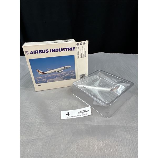 1:500 Scale Airbus Diecast Plane in box