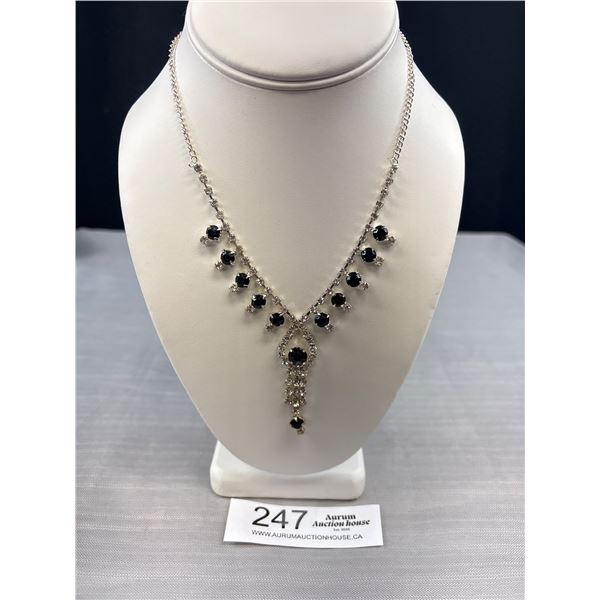 Nice Silver Platter Rhinestones Necklace