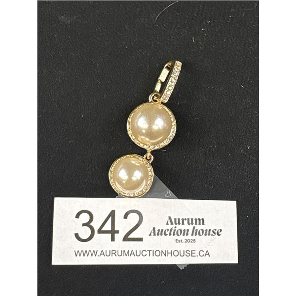 2 Large Pearls Necklace Enhencer