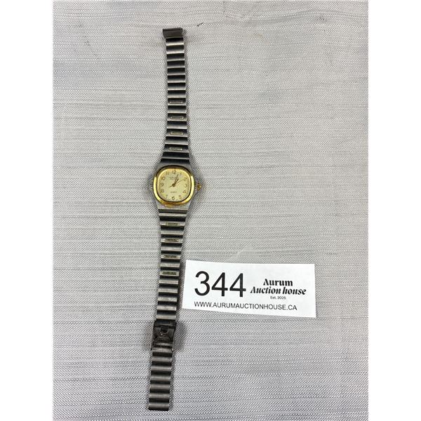 Nice Ladies Green Precision Wristwatch