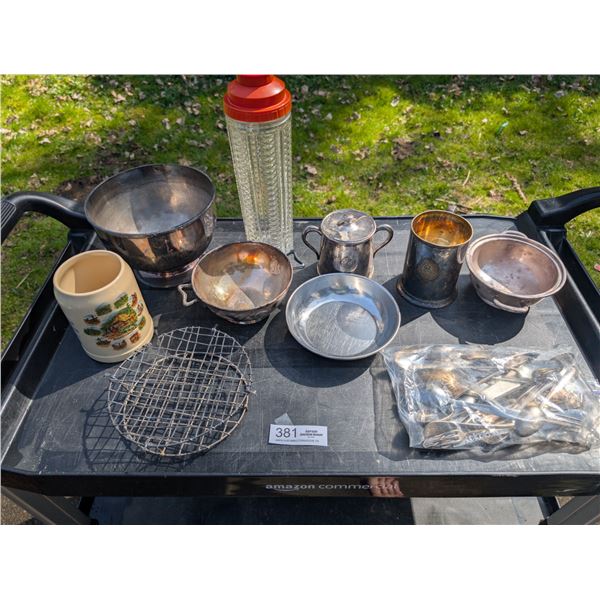Large Collectible Lot Silver Plated Bowls from the Commodore Cutlery Etc