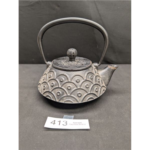 Vinatge Japanese Cast Iron Kettle