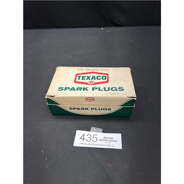 Vinatge Texaco Spark Plug Box w Plugs