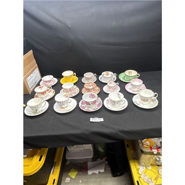 Lot of 15 Vintage Bone China Teacups & Saucers no chips or cracks