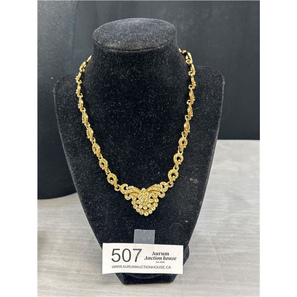 BeautifulVintage Choker Necklace 16" no stone missing