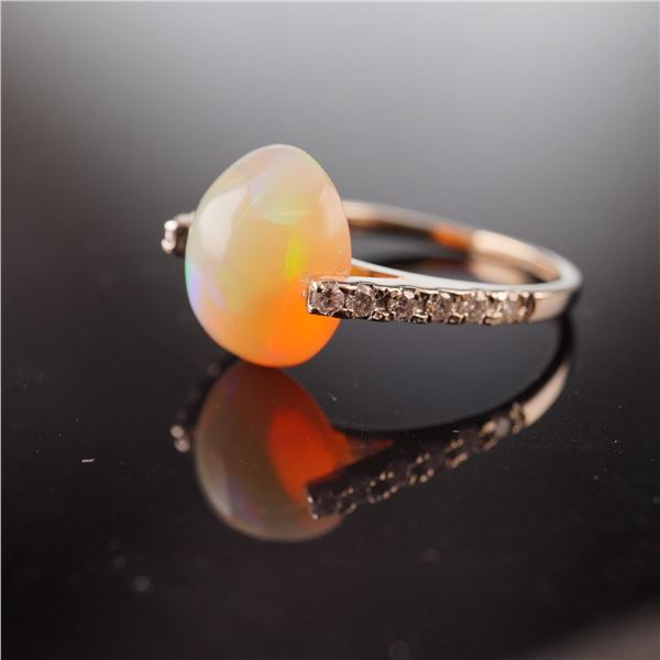 14K Gold 4.23ct Opal and Diamond Ring