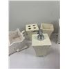 Image 3 : Ceramic Vanity Decor