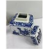 Image 2 : Blue & White Kitchenware