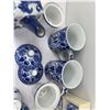Image 5 : Blue & White Kitchenware