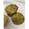 Image 5 : Vintage Vanity Decor