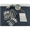 Image 1 : Assortment of Kitchen Utensils