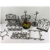 Image 1 : Metal Stands & Decor