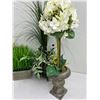 Image 3 : Faux Potted Plants