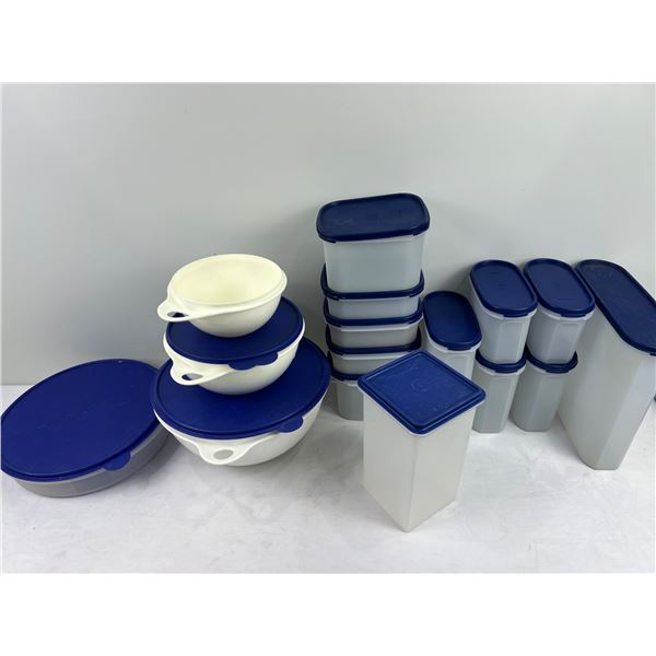Tupperware Lot
