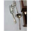 Image 10 : International "Deep Silver" Silverware Set