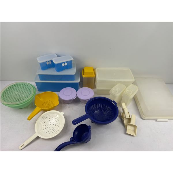 Tupperware Lot