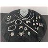 Image 1 : Assortment of Costume Jewelry