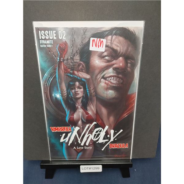 Vampirella/Dracula Unholy #2 (2022) Lucio Parrillo, Tinted 1/10 Variant