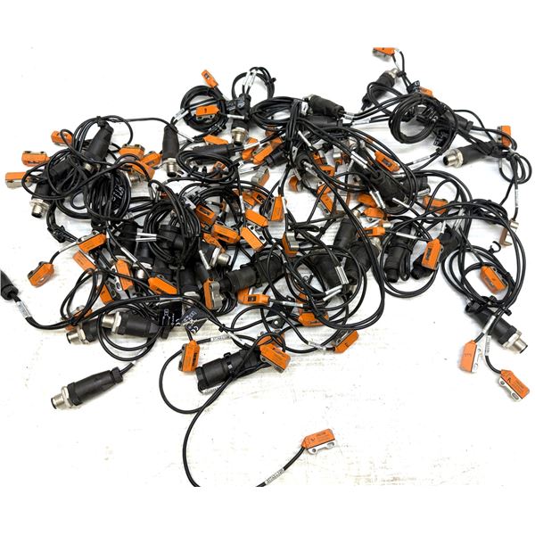 Large Lot of Ifm #08S200 / #08E200