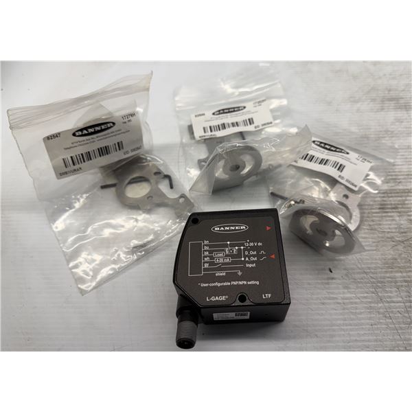 Lot of (4) Banner Items 1-#LTF12IC2LDQ Laser Displacement Sensor & 3-#82547 SMBIVURAR Bracket