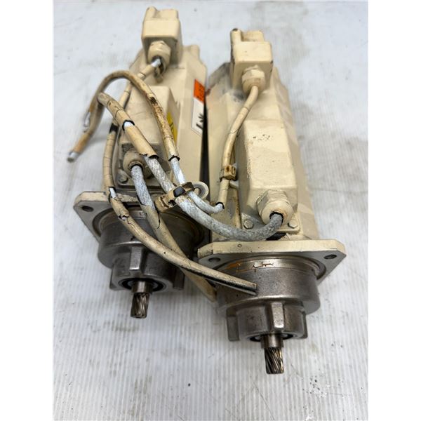 (2) ABB #3HAC5883-1 / #280609098G Servo Motors