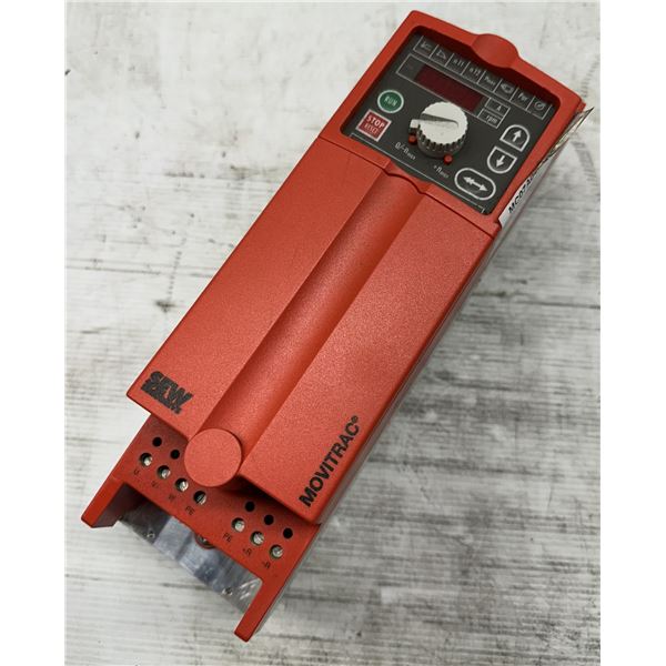 Sew Eurodrive #8272530 Type MC07A040-5A3-4-00 Movitrac Inverter