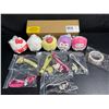 Image 1 : 12PC Hello Kitty & Friends Squishies/Keychains/Sticker Set - New in Box